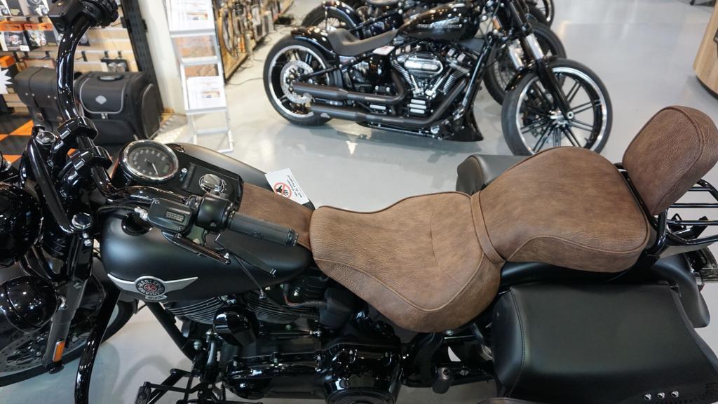 Neuer Sattel Motorrad
